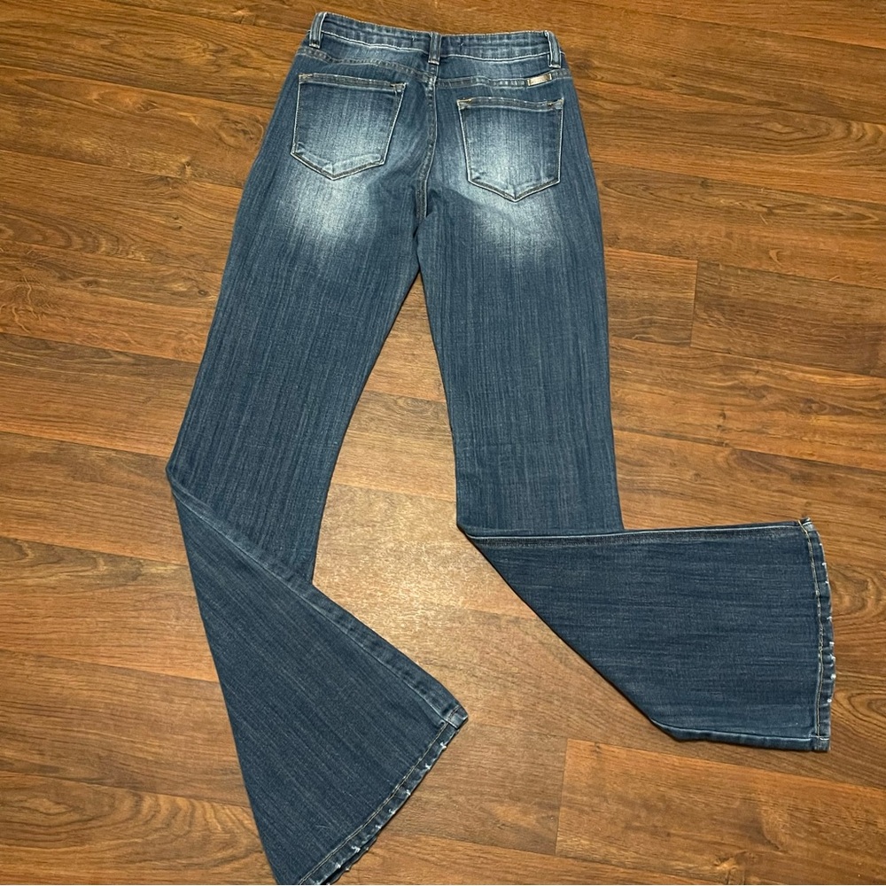 Kancan Tiffany Mid Rise Flare Leg Jeans Size 3/26 - Picture 3 of 9